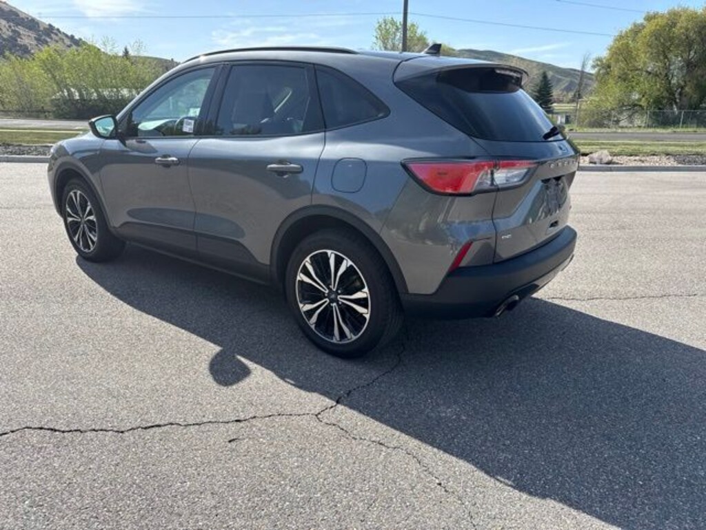 Used 2022 Ford Escape SE SUV