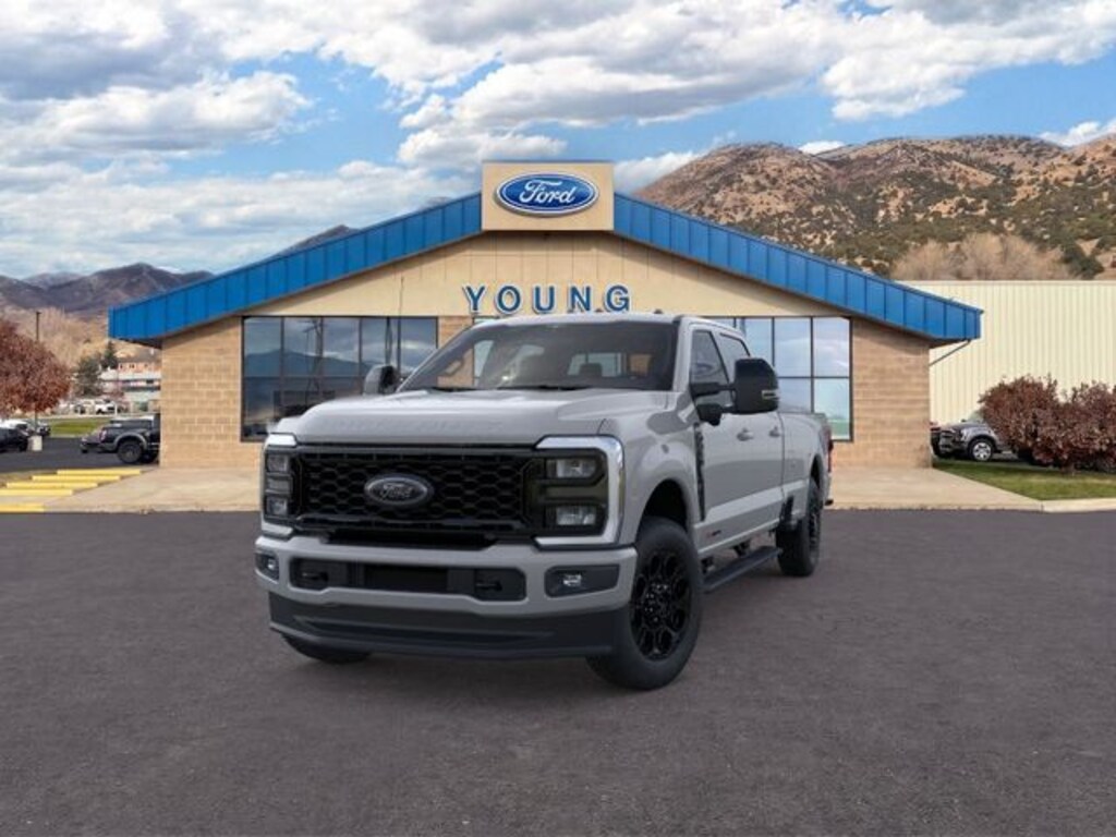 New 2026 Ford F-350 Lariat Truck Crew Cab