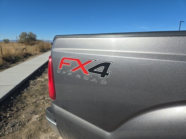 2012 Ford F-350 XLT photo 2