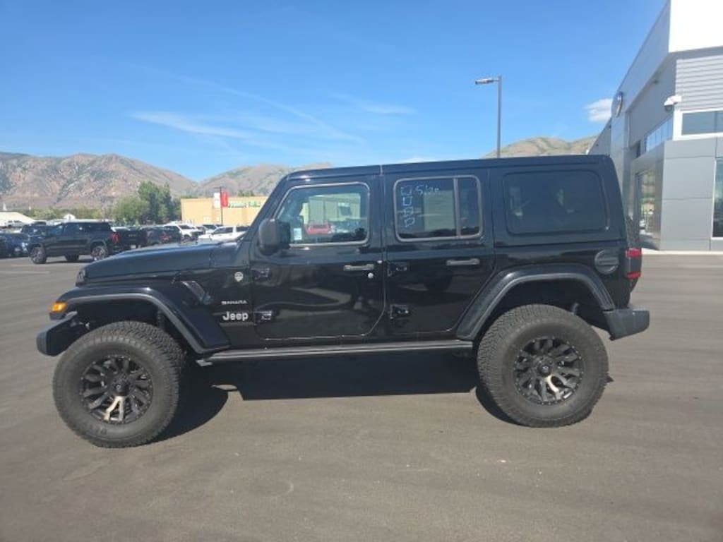 Used 2019 Jeep Wrangler Unlimited Sahara 4x4 SUV