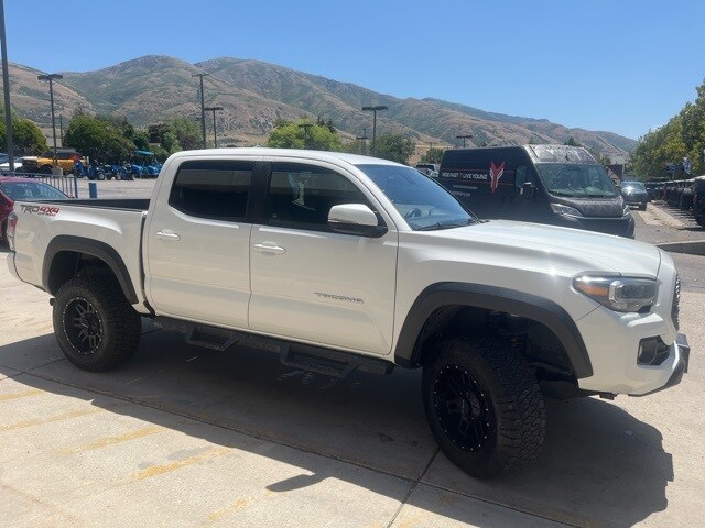 2021 Toyota Tacoma TRD Off-Road LE photo 4