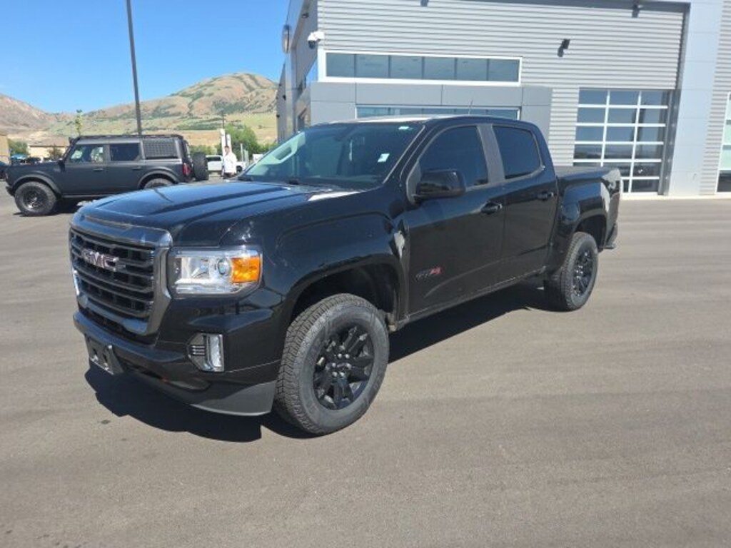 Used 2022 GMC Canyon AT4 w/Leather Truck Crew Cab