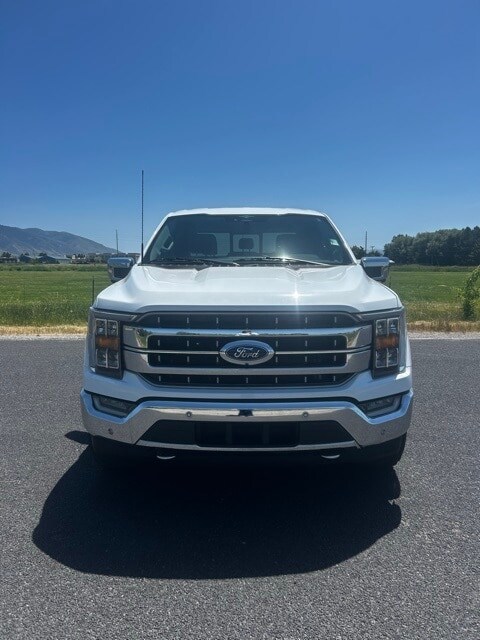 2023 Ford F-150 XLT photo 2