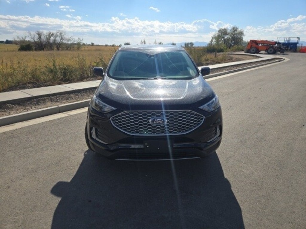 Used 2024 Ford Edge  SUV