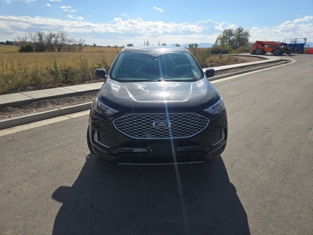2024 Ford Edge SEL photo 2