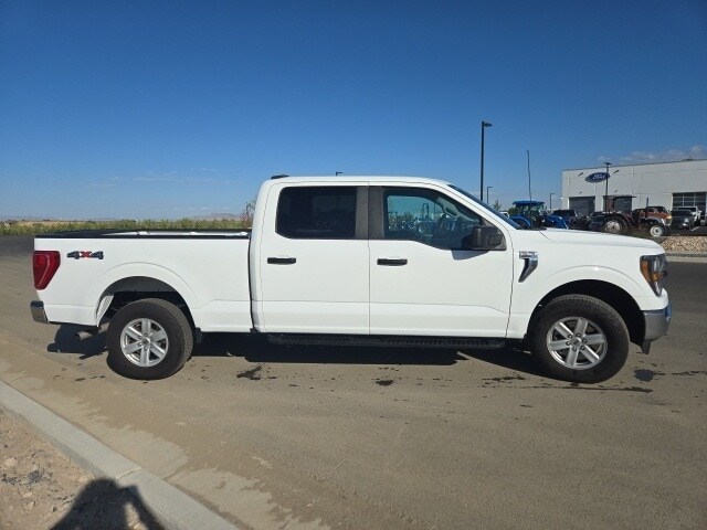 2023 Ford F-150 XLT photo 3