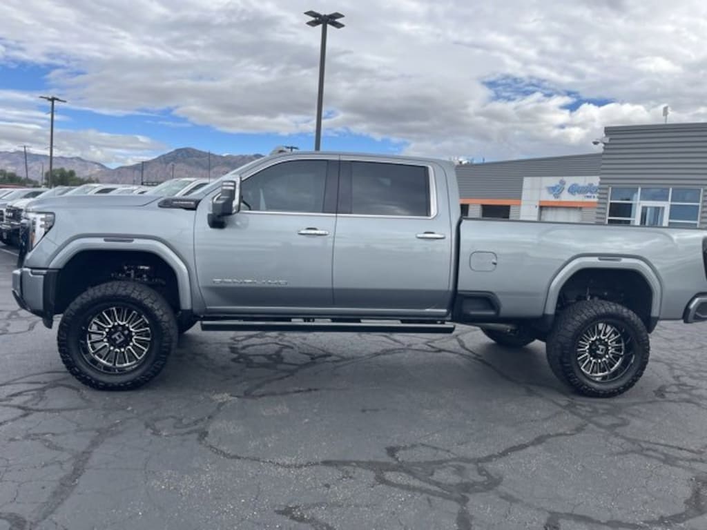 Used 2024 GMC Sierra 2500 HD Denali Ultimate Truck Crew Cab