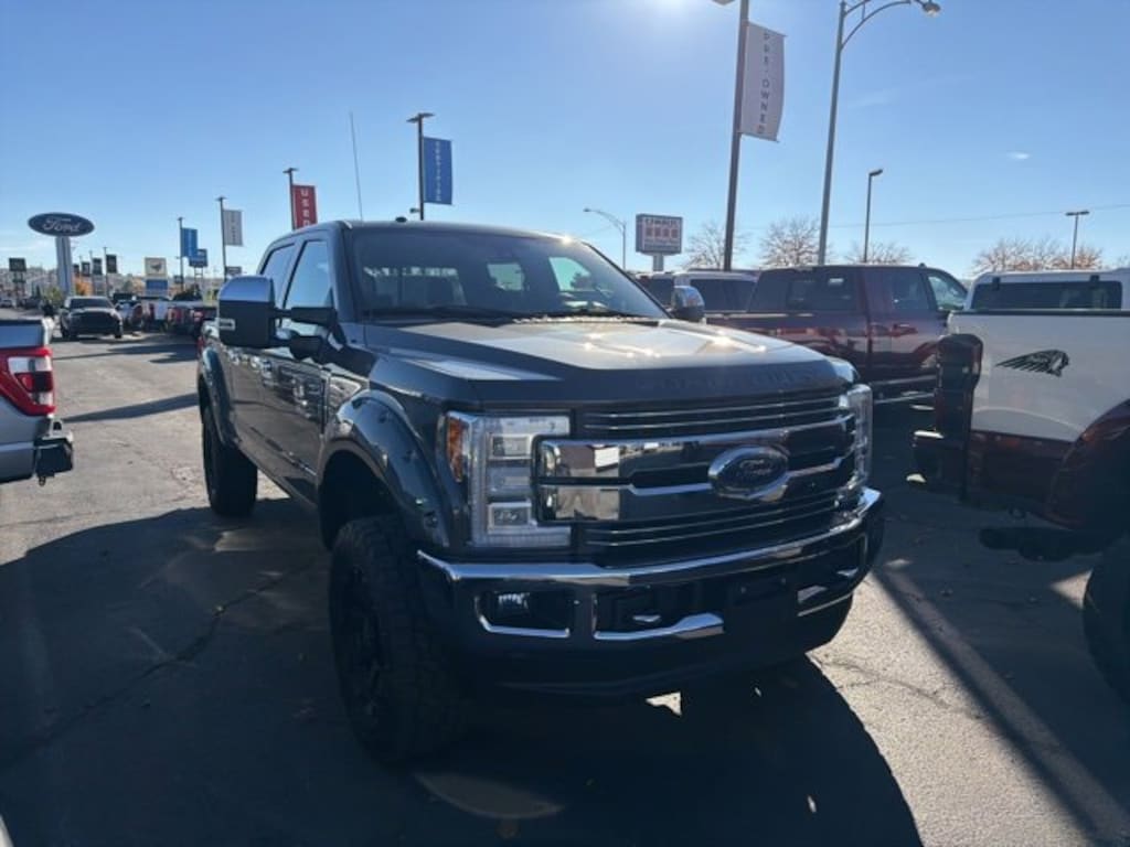 Used 2018 Ford F-350 Truck Crew Cab