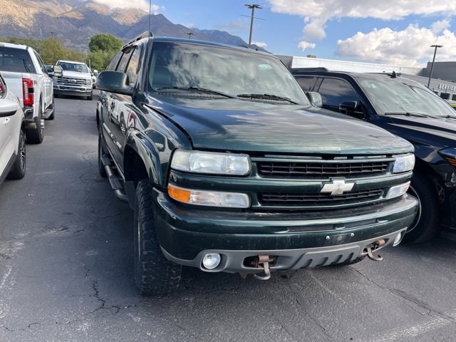 2002 Chevrolet Suburban 1500 Z71 photo 3