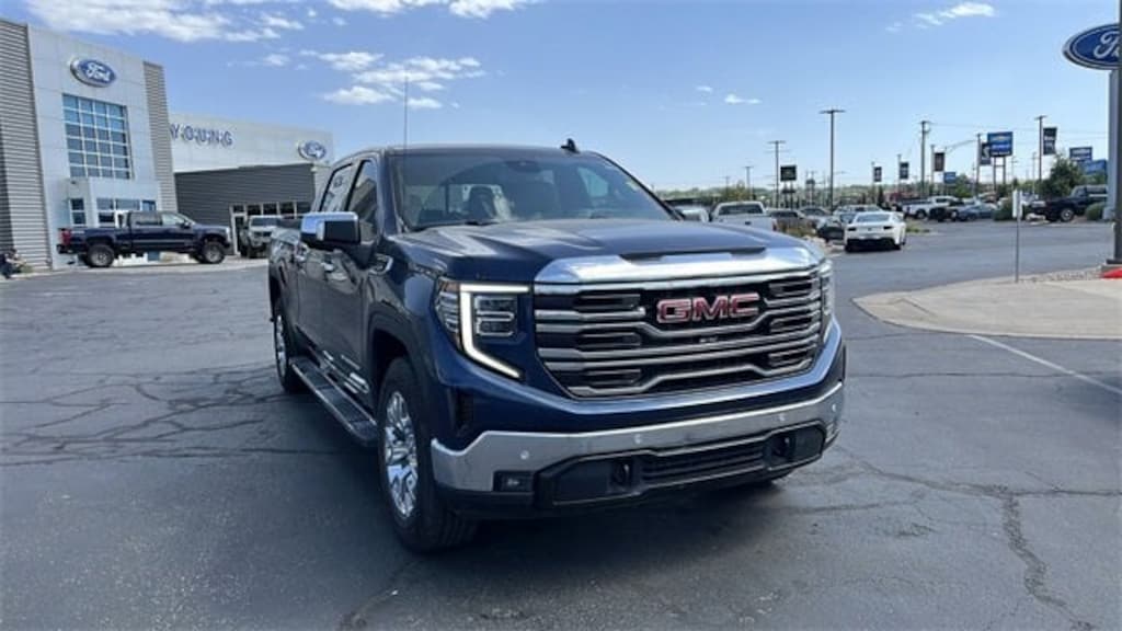 Used 2023 GMC Sierra 1500 SLT Truck Crew Cab