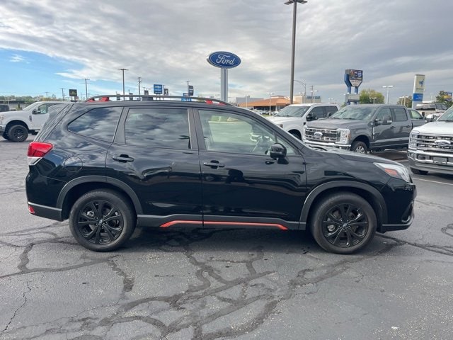 2024 Subaru Forester Sport photo 3