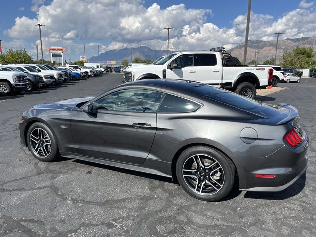 2019 Ford Mustang GT Premium photo 2
