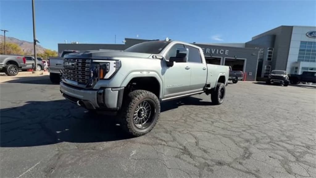 Used 2024 GMC Sierra 2500 HD Denali Ultimate Truck Crew Cab