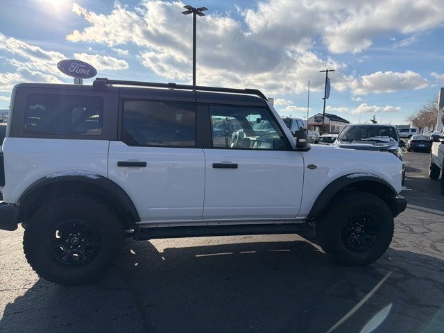 2023 Ford Bronco Wildtrak photo 2