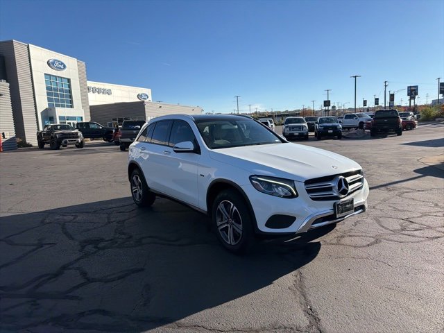 2019 Mercedes Benz GLC 350e 4MATIC photo 3