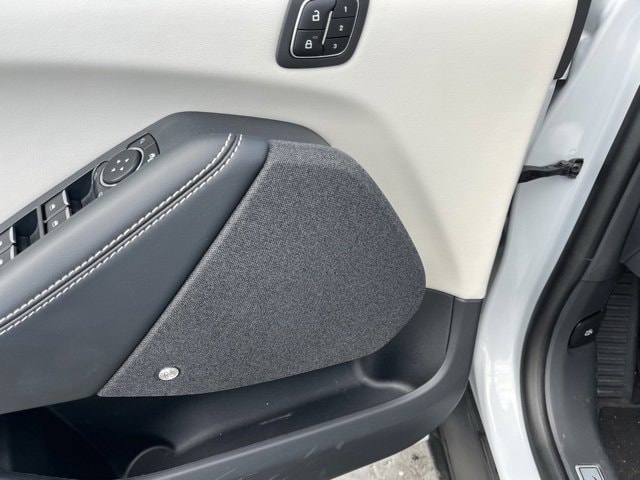 2023 Ford Mustang Mach-E Premium photo 25