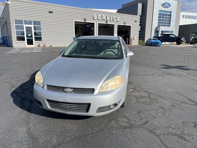 2011 Chevrolet Impala photo 4