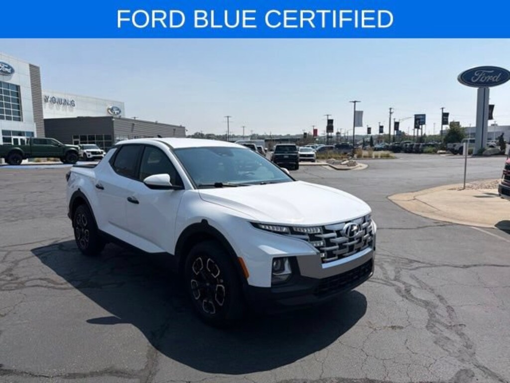 Used 2023 Hyundai Santa Cruz 2.5L SE Truck Crew Cab