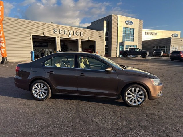 2011 Volkswagen Jetta 2.5L SEL photo 2