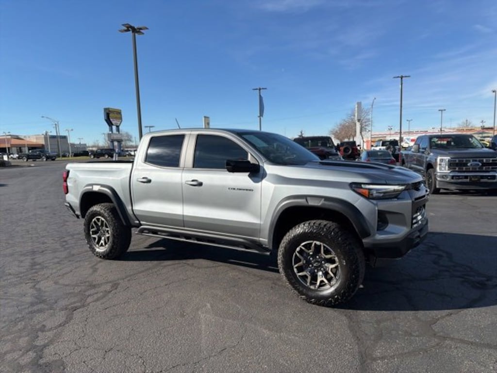 Used 2025 Chevrolet Colorado ZR2 Truck Crew Cab