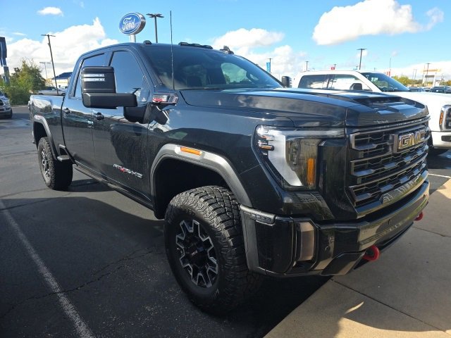 2024 Gmc Sierra 2500 HD AT4X photo 2