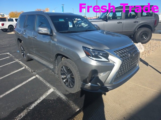 2022 Lexus GX 460 Premium photo 2
