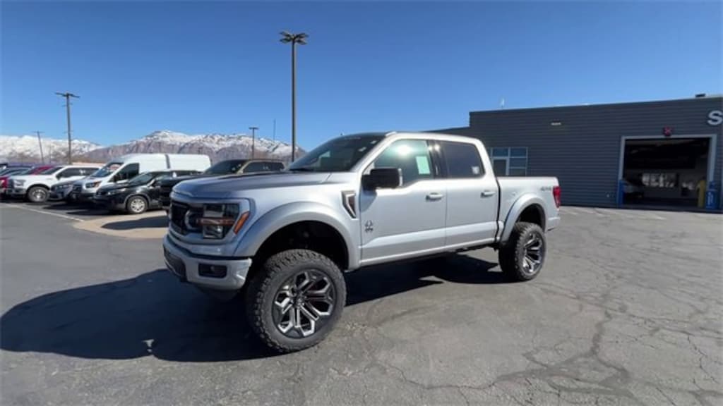 Used 2024 Ford F-150 XLT Truck SuperCrew Cab