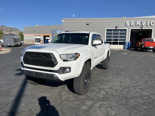 2018 Toyota Tacoma SR5 V6 photo 4