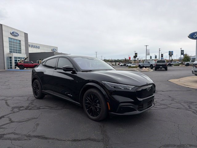 2025 Ford Mustang Mach-E Premium AWD