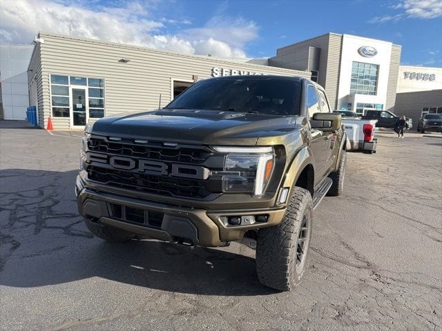 2024 Ford F-150 Raptor photo 2