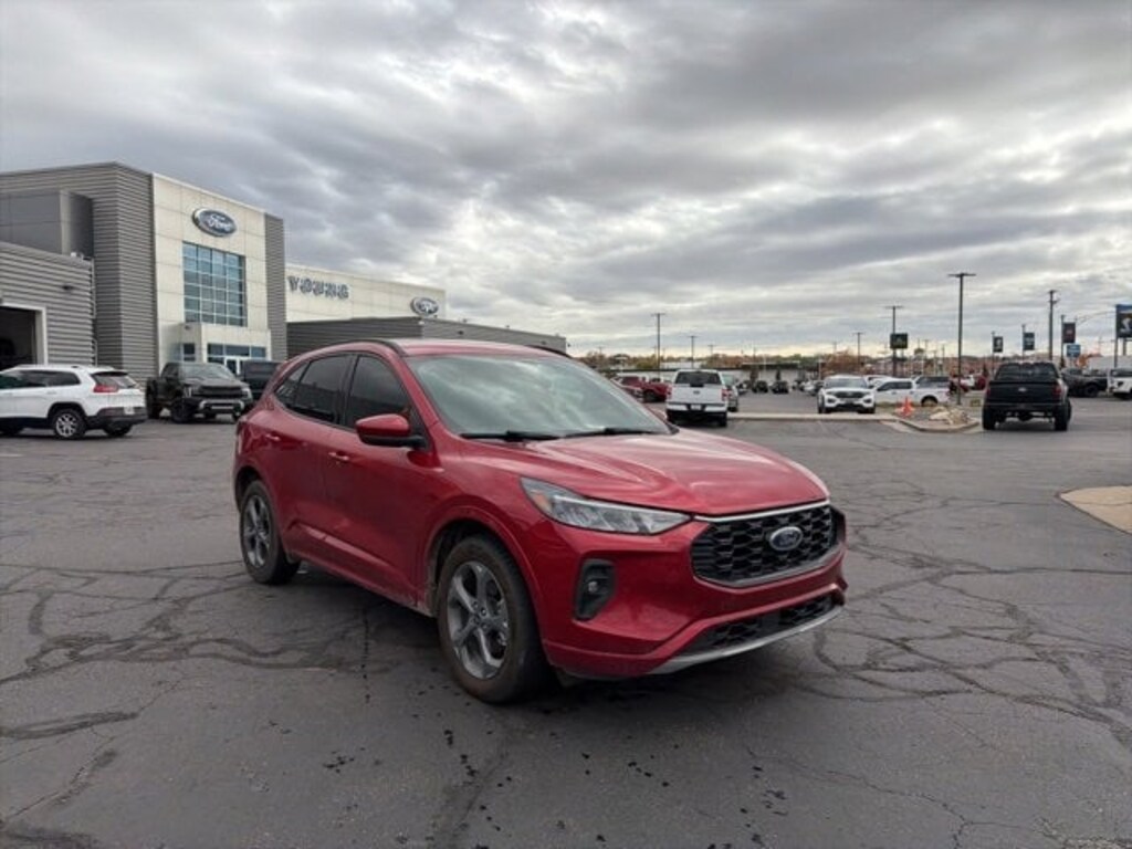 Used 2023 Ford Escape ST-Line Select SUV