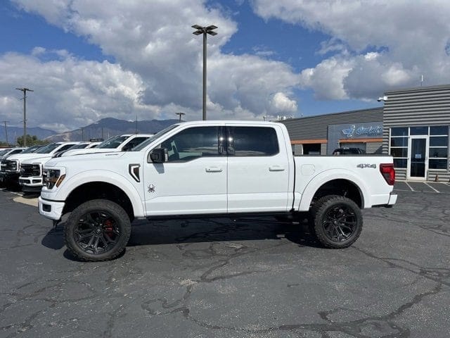 2024 Ford F-150 XLT photo 3