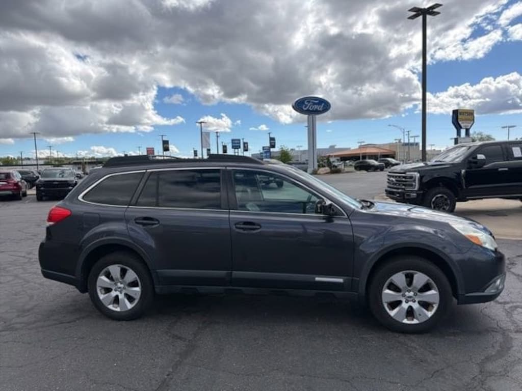 Used 2012 Subaru Outback 2.5i Limited (CVT) SUV