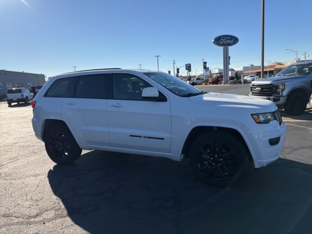 Used 2020 Jeep Grand Cherokee Altitude SUV