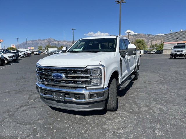2023 Ford F-350 Lariat photo 4
