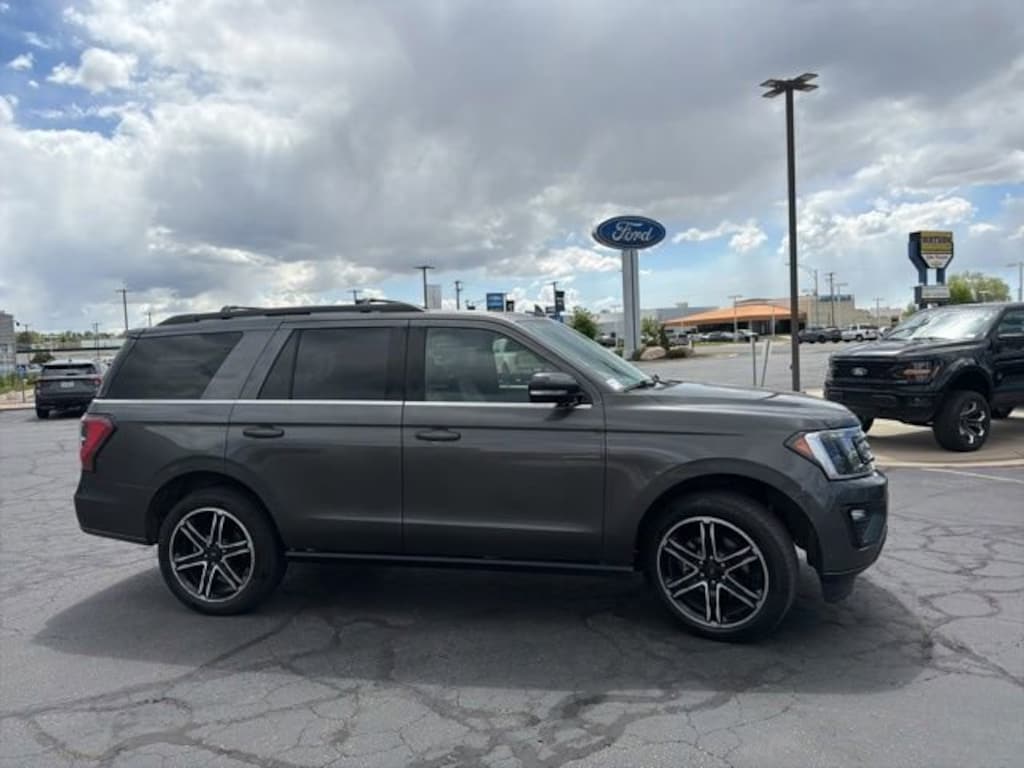 Used 2021 Ford Expedition Limited SUV