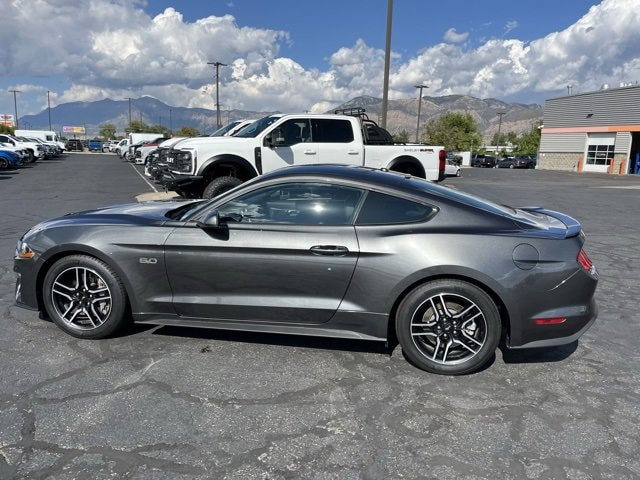 2019 Ford Mustang GT Premium photo 3