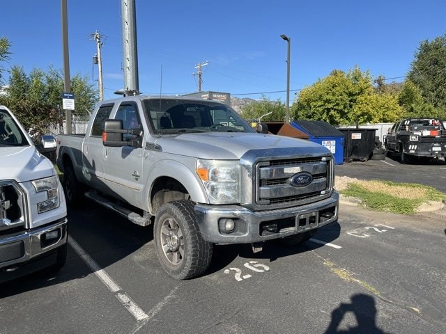 2014 Ford F-350 Lariat photo 2