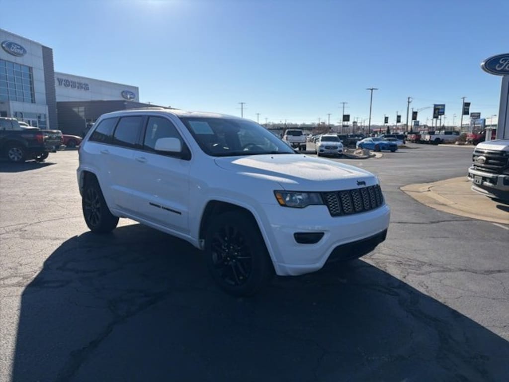 Used 2020 Jeep Grand Cherokee Altitude SUV