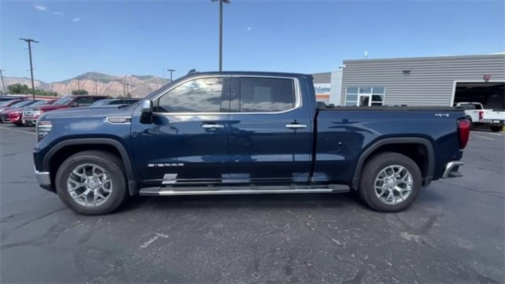 Used 2023 GMC Sierra 1500 SLT Truck Crew Cab
