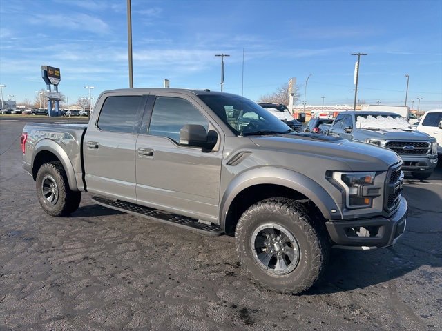 2018 Ford F-150 Raptor photo 3