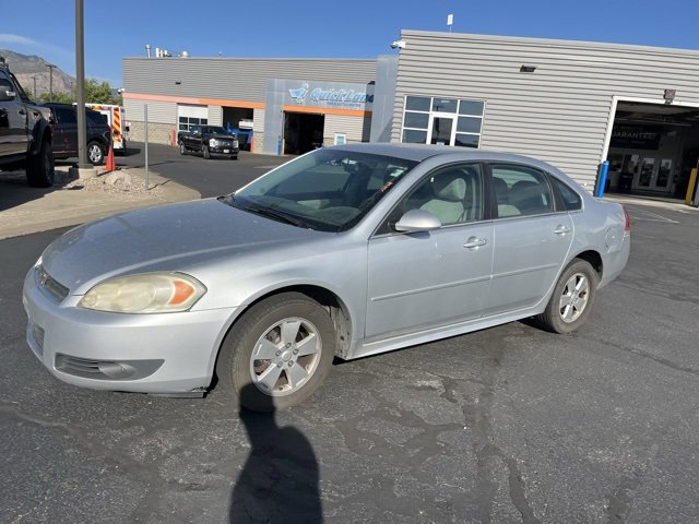2011 Chevrolet Impala photo 2