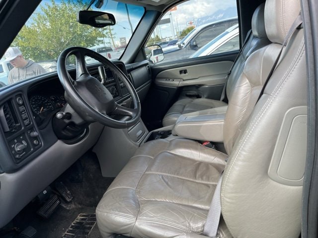 2002 Chevrolet Suburban 1500 Z71 photo 15