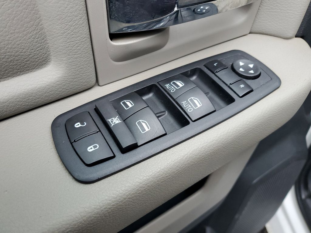 2012 RAM Ram 2500 Pickup SLT - Photo 19