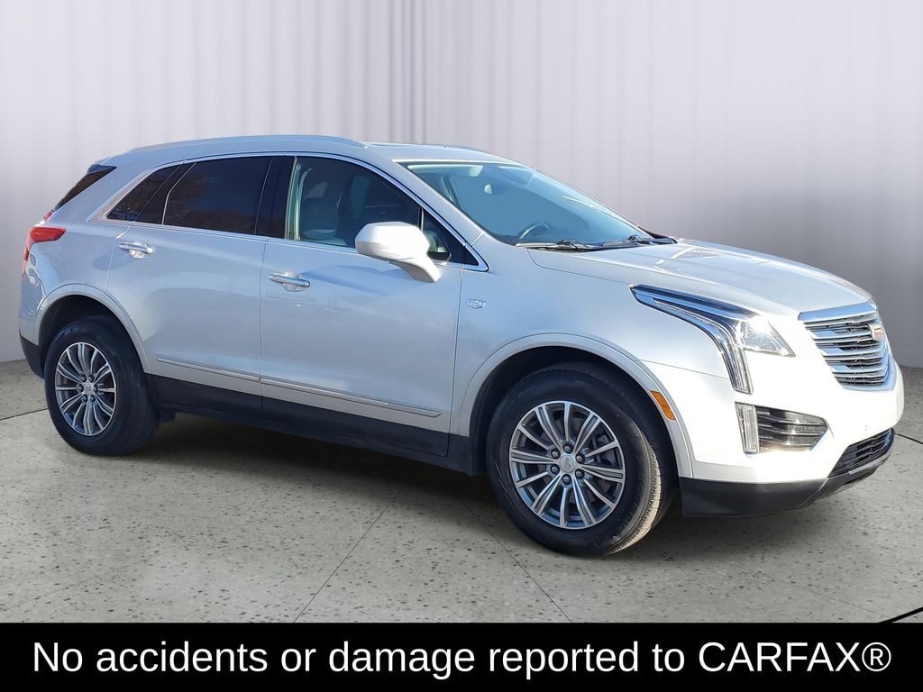 Used 2017 CADILLAC XT5 Luxury SUV