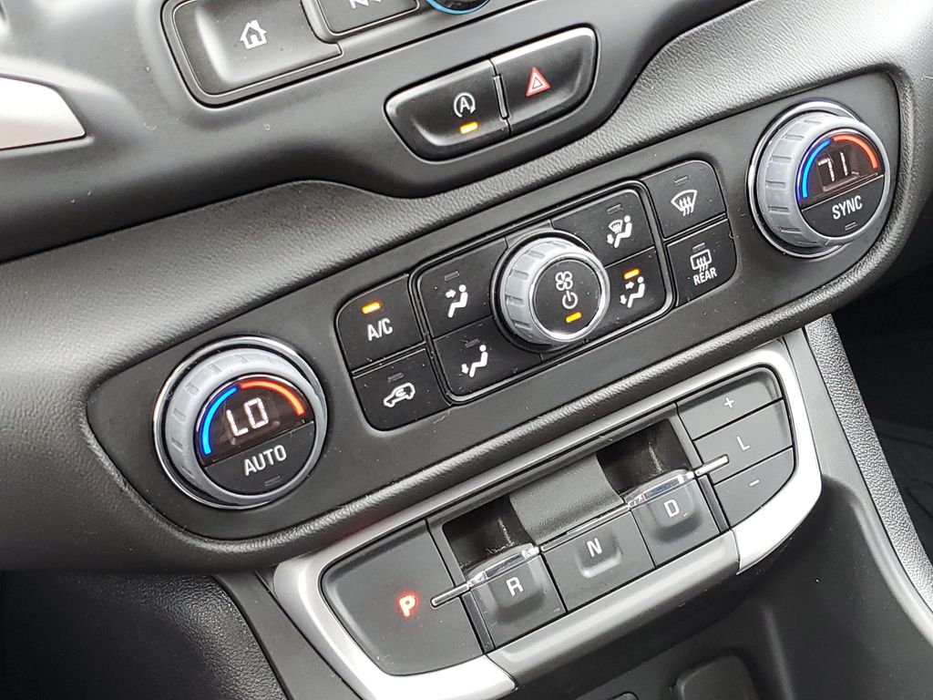 2023 GMC Terrain SLE - Photo 21