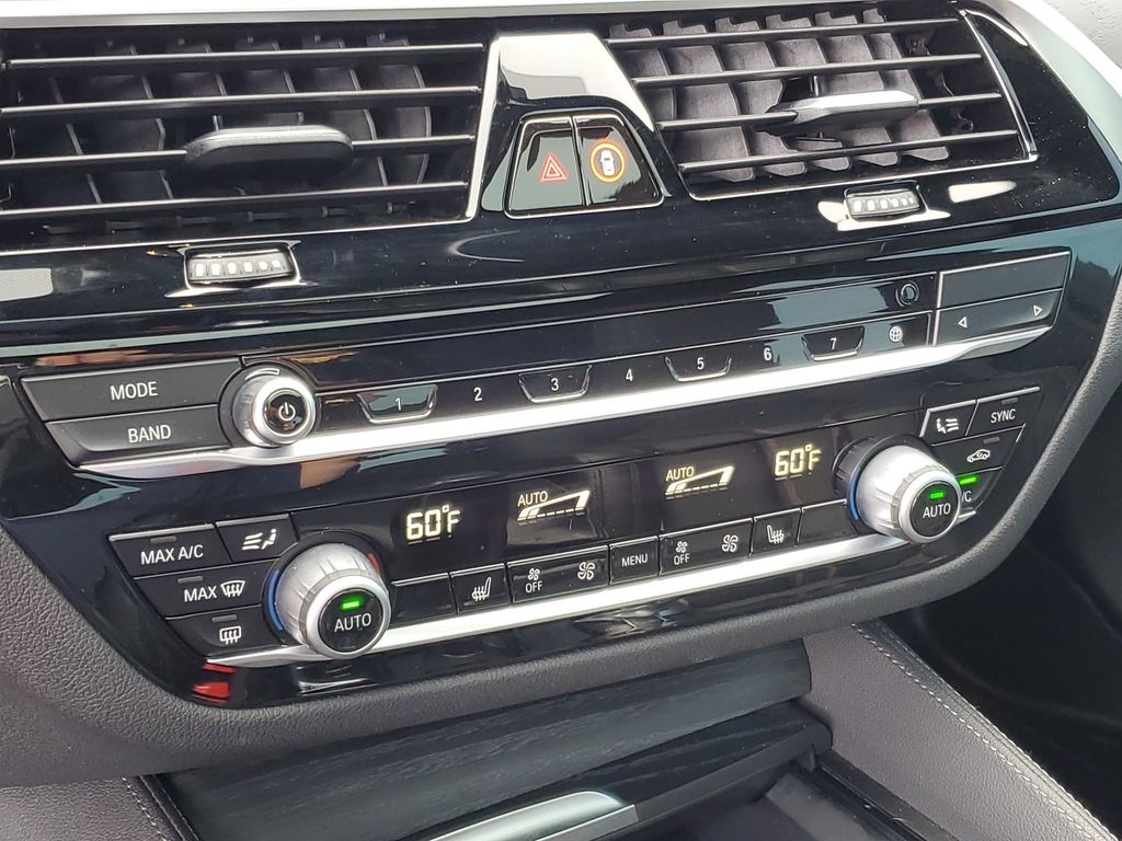 2021 BMW 5 Series 540i - Photo 17