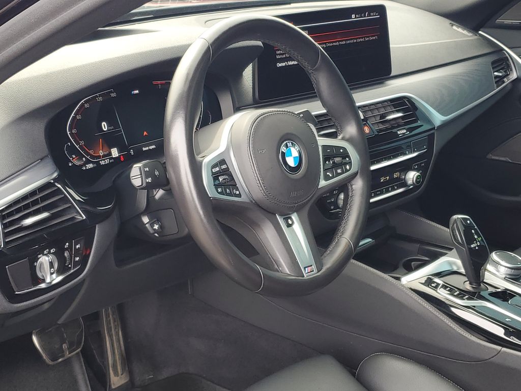 2021 BMW 5 Series 540i - Photo 8