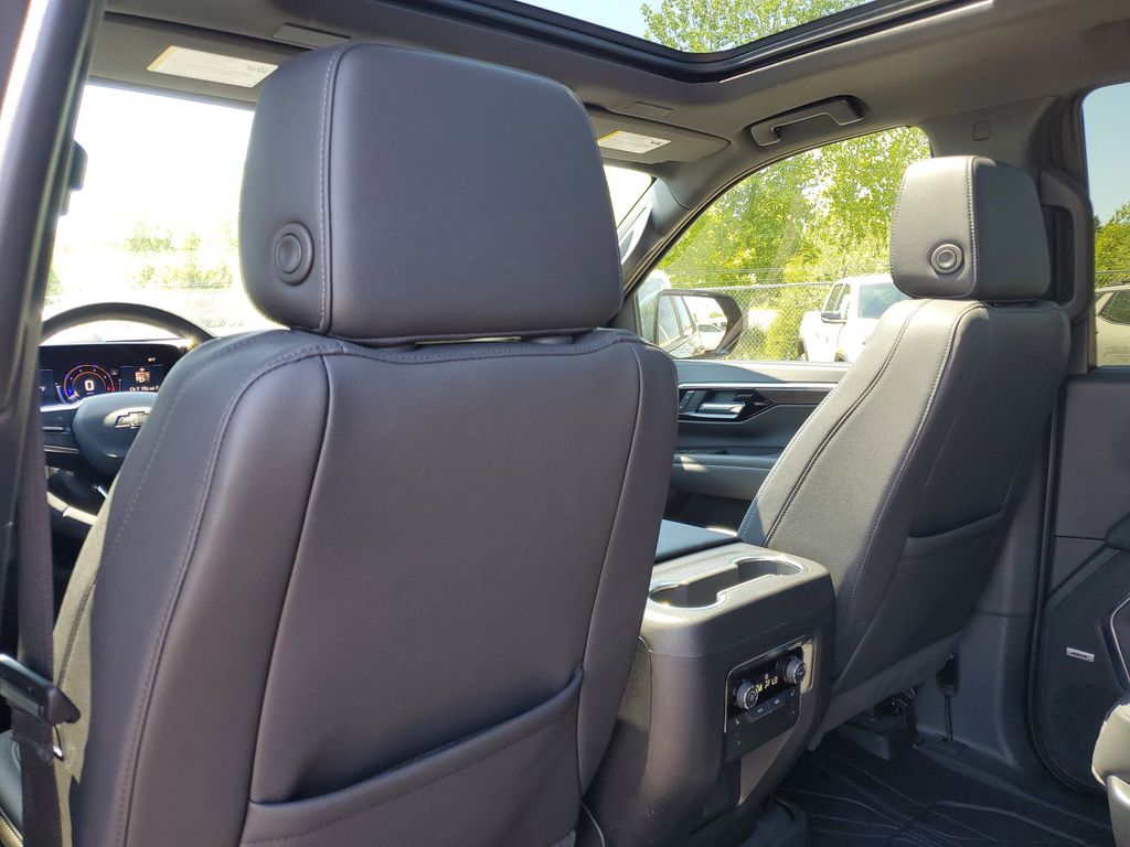 2025 Chevrolet Tahoe Z71 - Photo 30