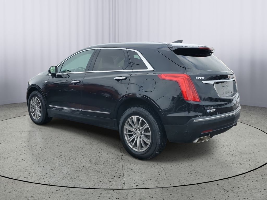 Used 2017 CADILLAC XT5 Luxury SUV